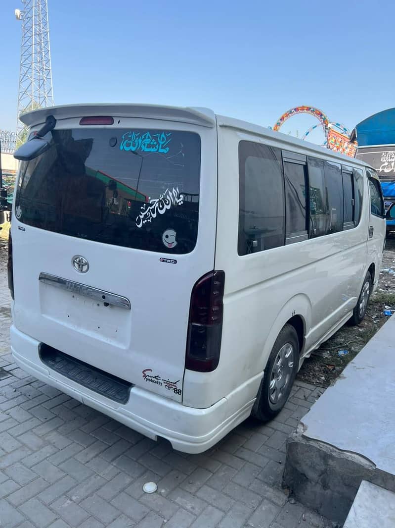 Hiace 200 3