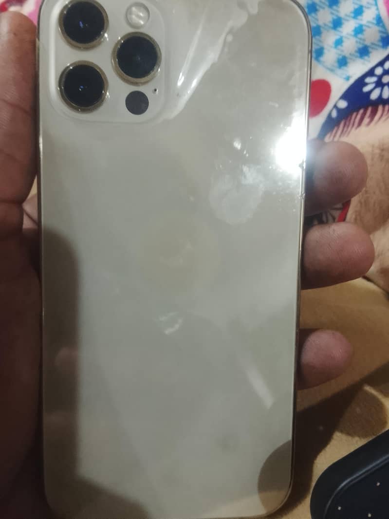 Apple iPhone 12pro 1