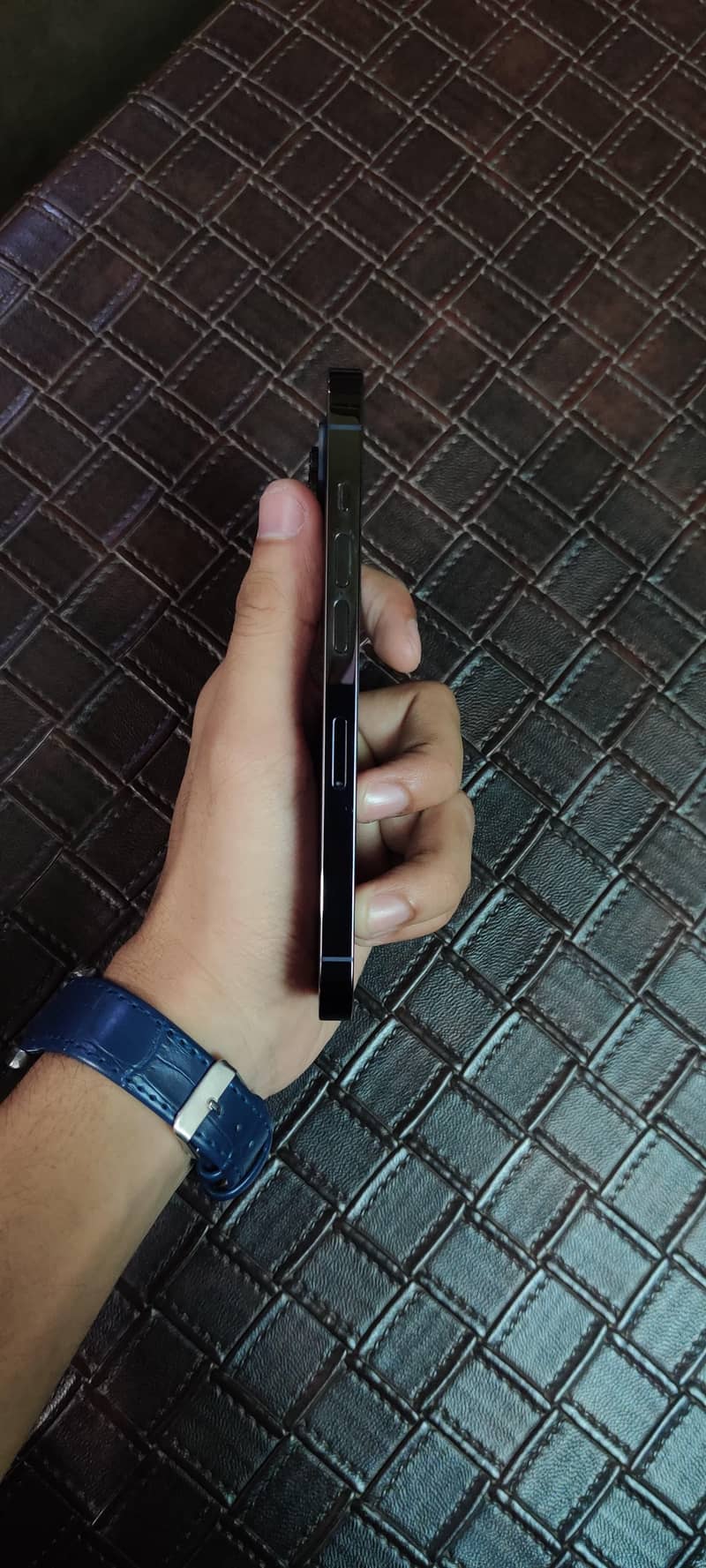 Apple iPhone 14 Pro 4