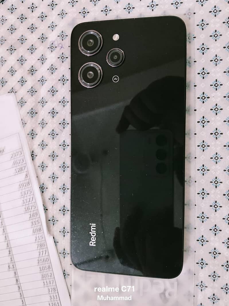 Xiaomi Redmi 12 1