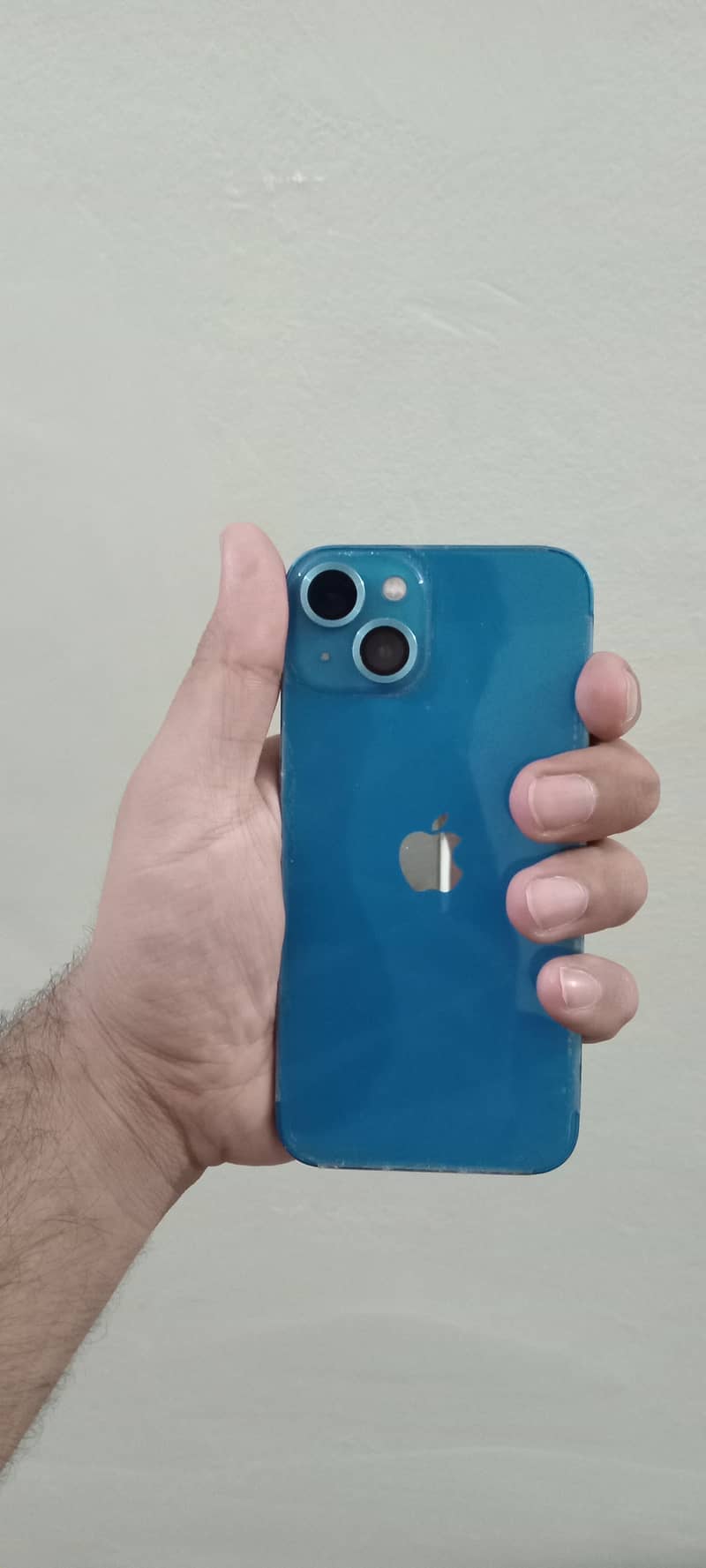 Apple iPhone 13 6