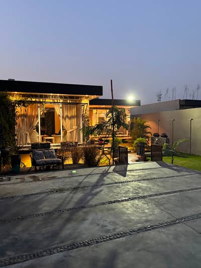 1.5 Kanal Beautiful Fully Furnished Ivy Farmhouse for Sale in DHA Phase 8, Lahore