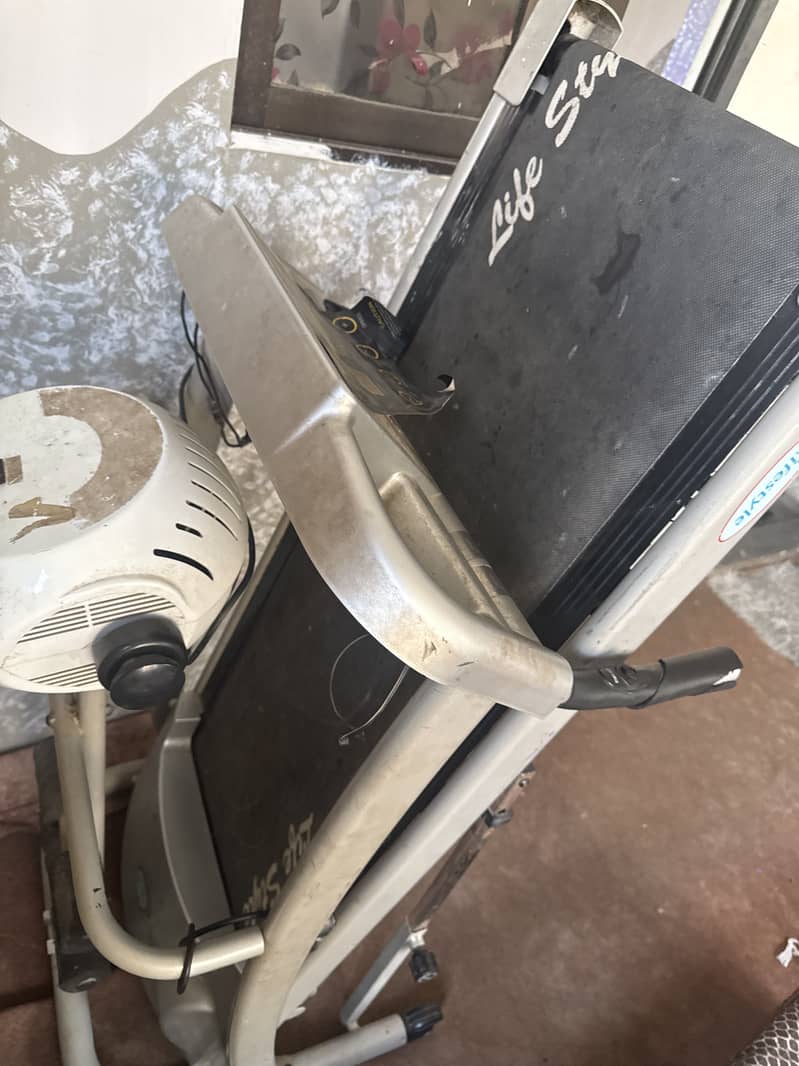 Treadmill 3