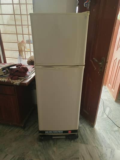 Refrigerator for sale