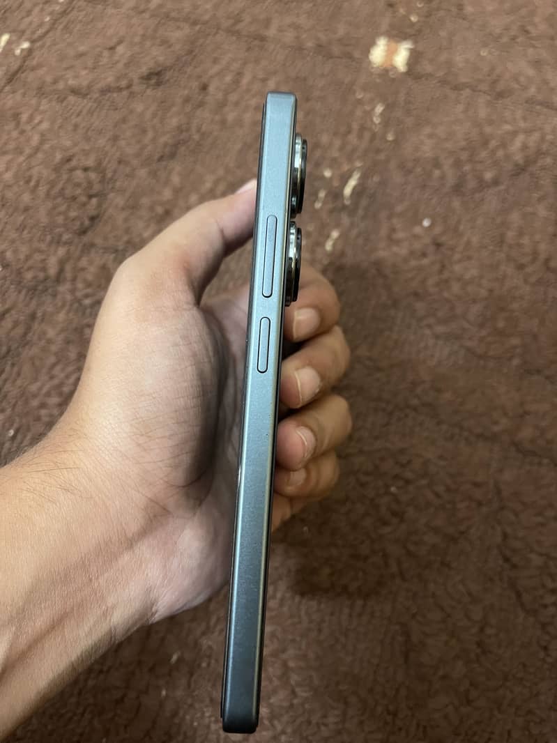 Xiaomi Redmi Note 13 Pro 1