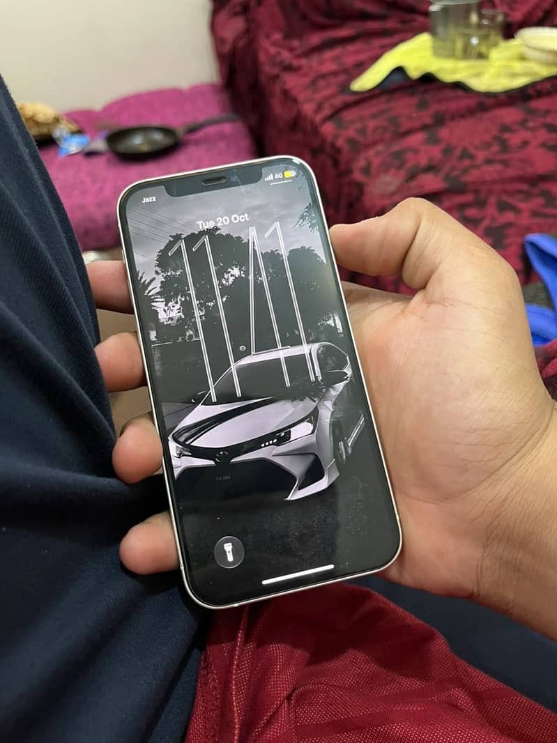 Apple iPhone 12 2