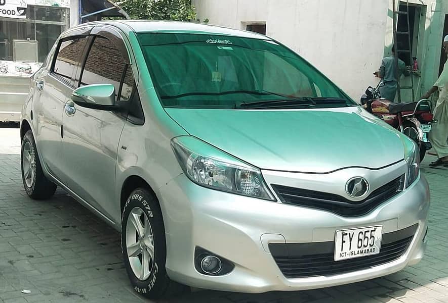 Toyota Vitz 2012 2