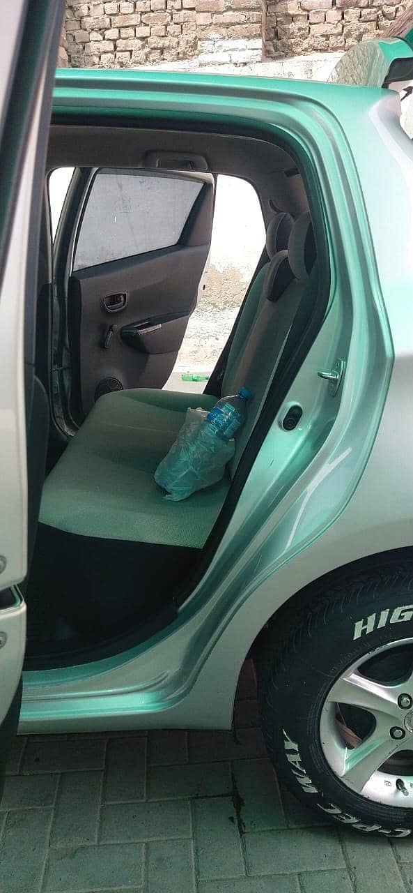 Toyota Vitz 2012 12