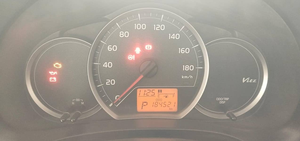 Toyota Vitz 2012 17