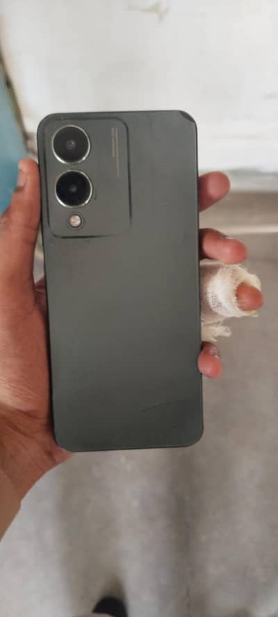 Vivo Y17s