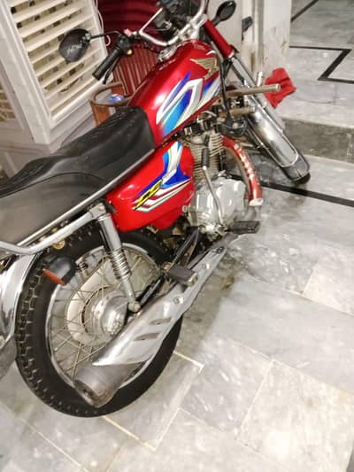Honda 125 one han use
