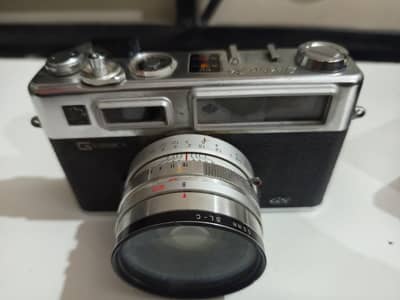 Vintage Yashica Electro 35 Rangefinder Film Camera - Made in Japan