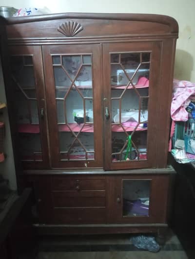 shokas Table