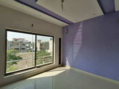 Prime Location House Available For sale In Lalazaar Garden