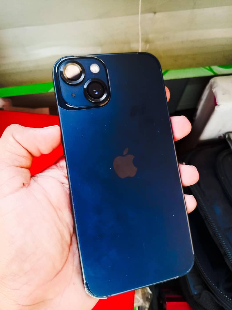 Apple iPhone 13 1