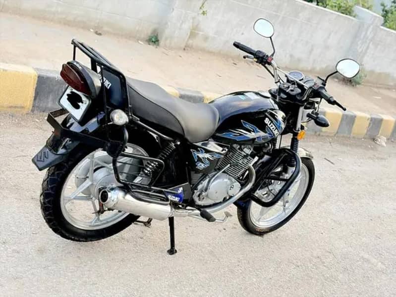 GS 150 SE 1