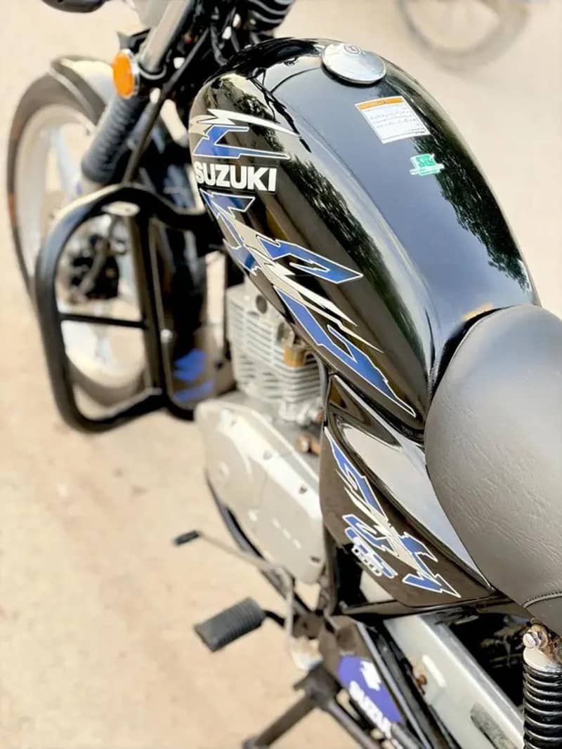 GS 150 SE 6