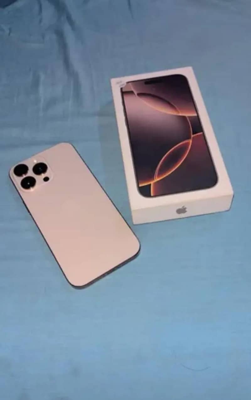 Apple iPhone 16 Pro Max 0