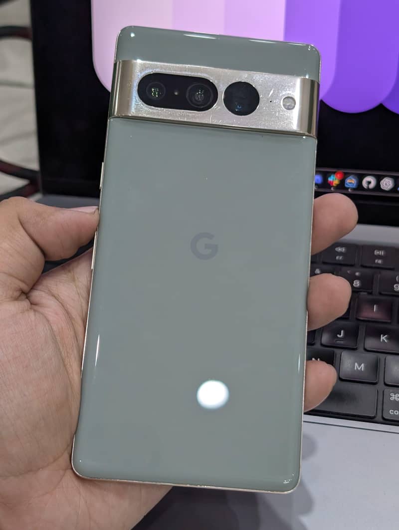 Google Pixel 7 Pro 2