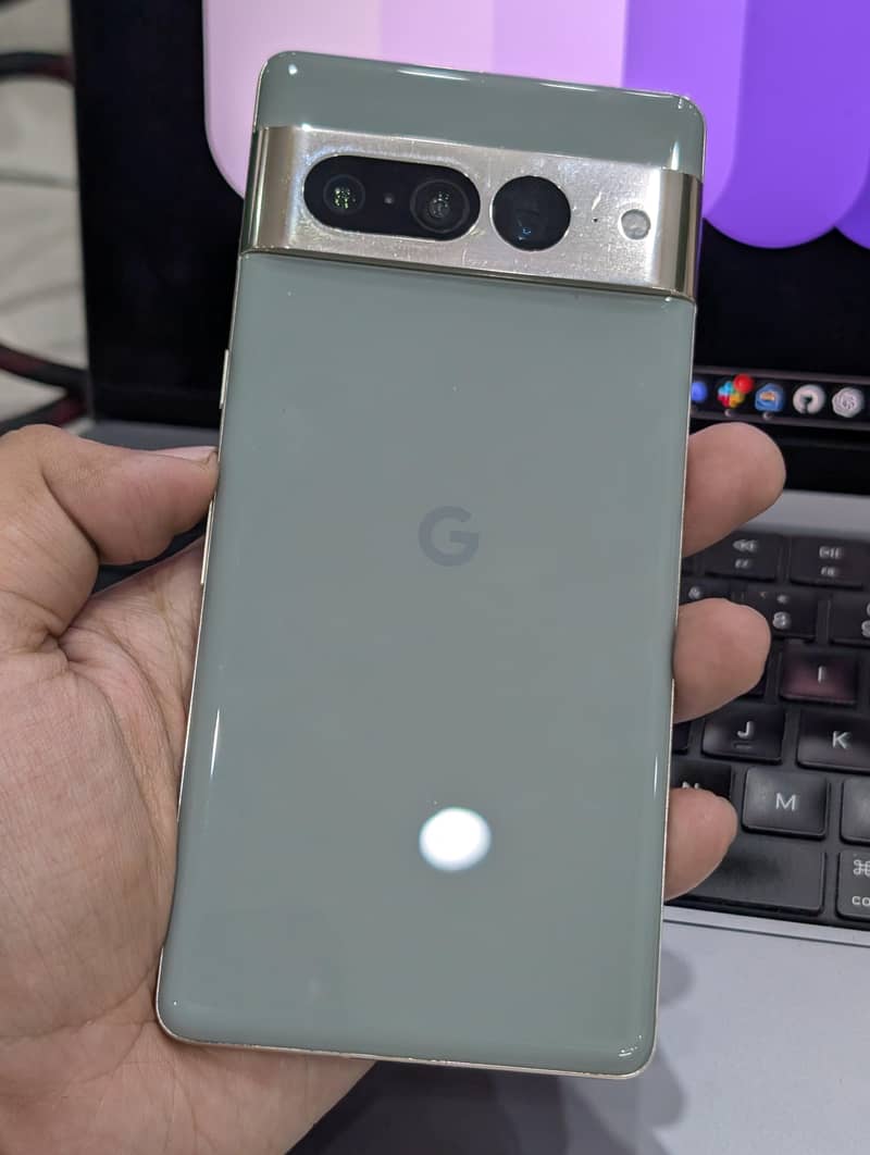 Google Pixel 7 Pro 6