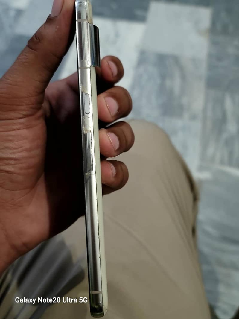 Google Pixel 8 Pro 1