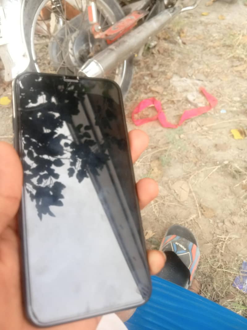Apple iPhone X 0