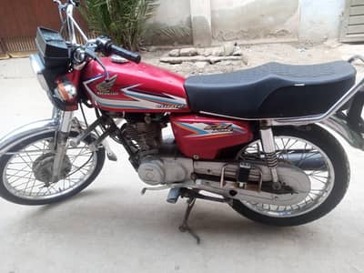Honda 125 modal 2016 Lahore number