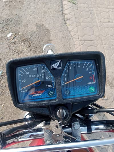 Honda 125. . 25 bTa 26