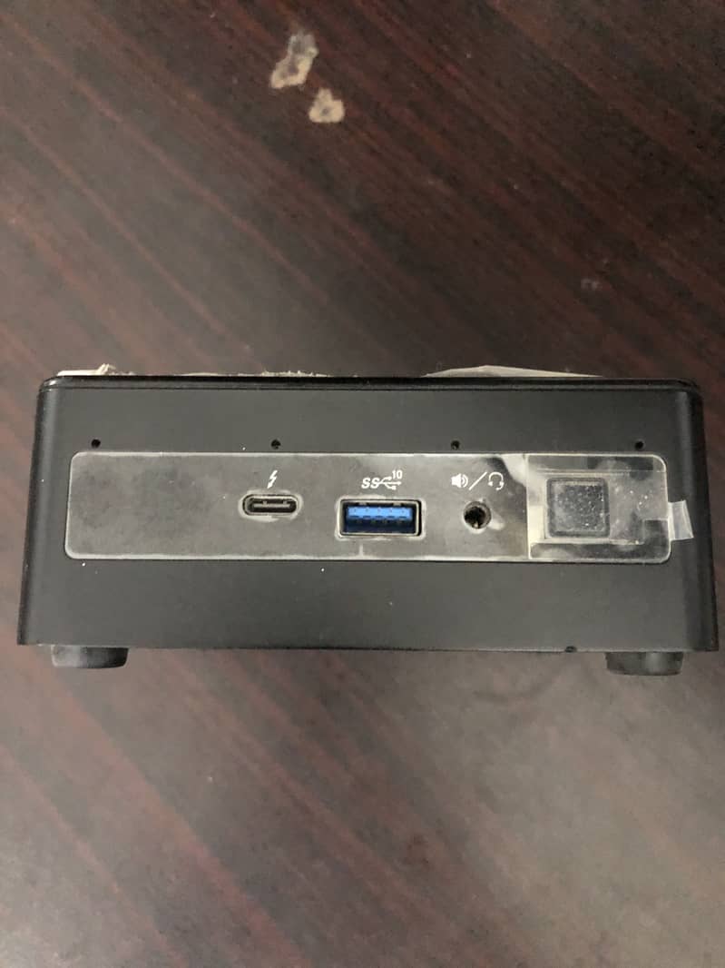 Intel NUC mini PC 1