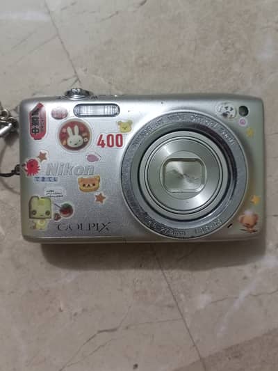 Nikon Coolpix s2700