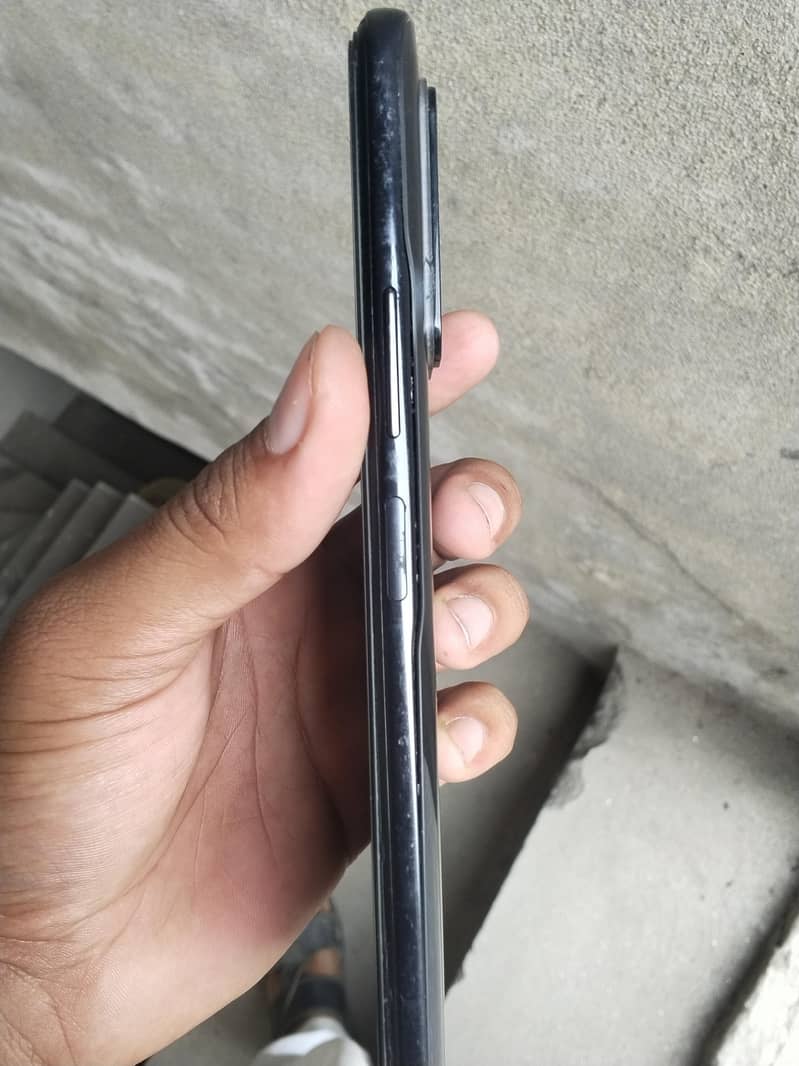 Xiaomi Redmi Note 10 Pro 3