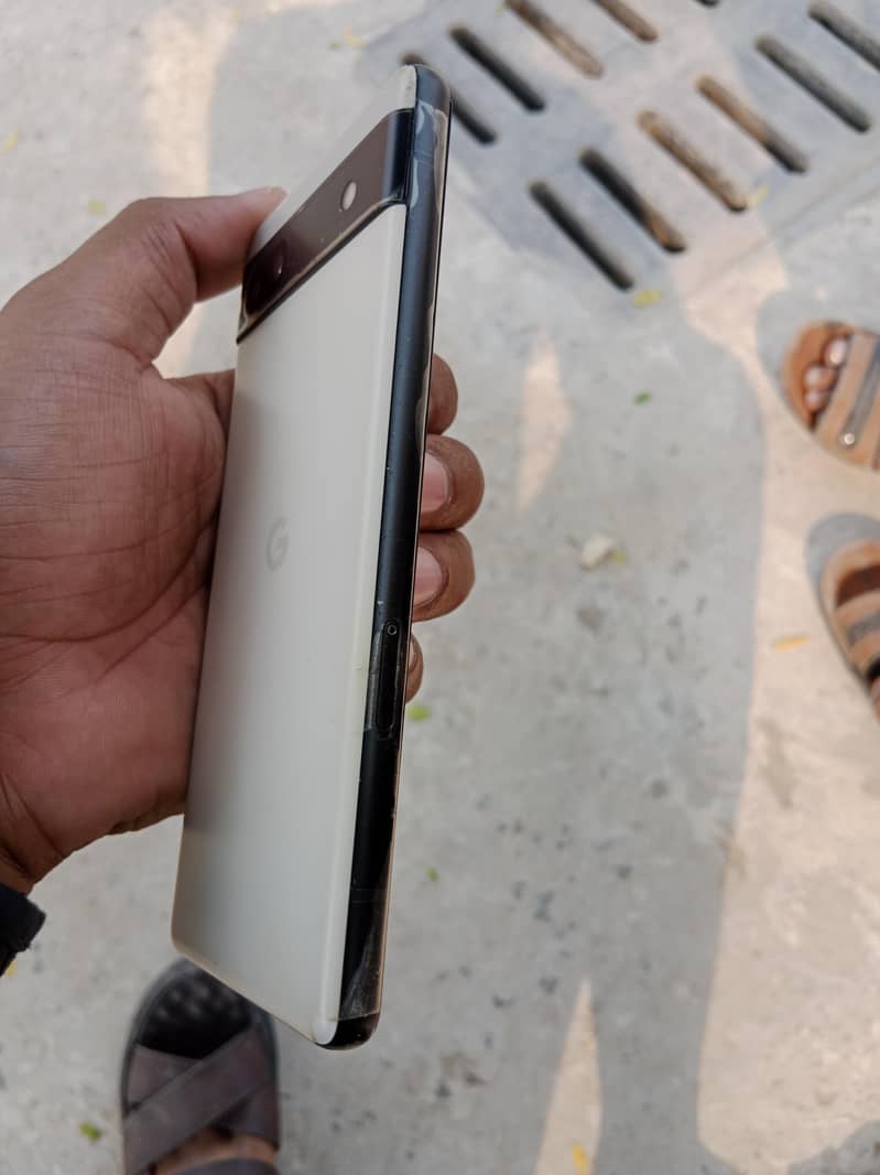 Google Pixel 6a 3