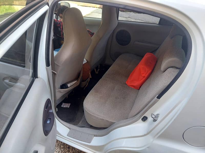Daihatsu Boon 2012 13