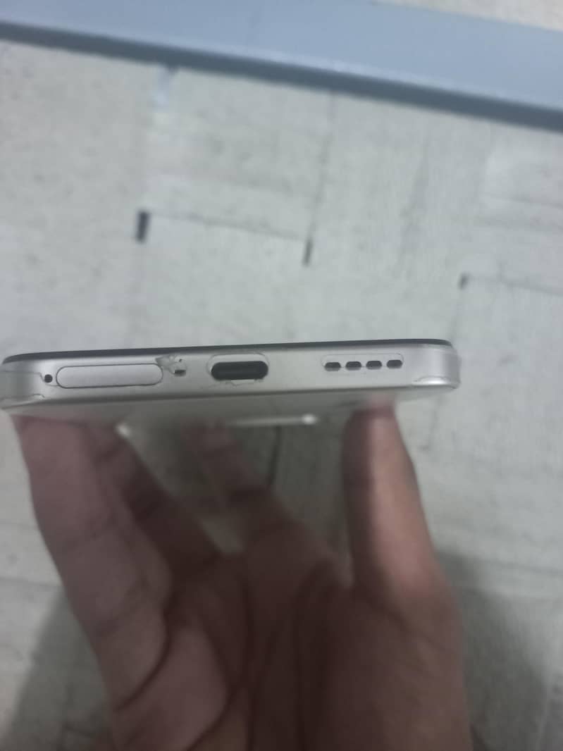 realme 15t 1