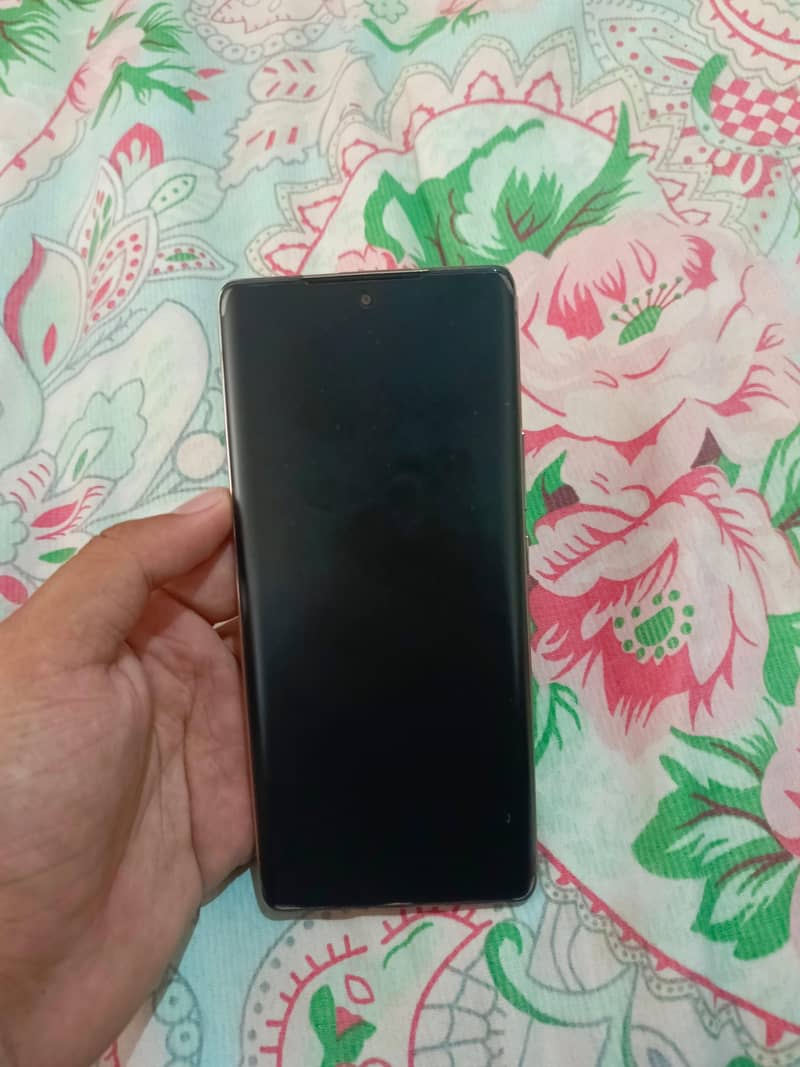 Tecno CAMON 30S 8/256 9