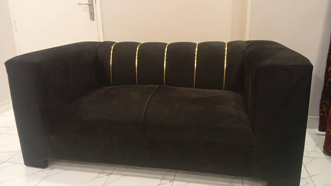 7 seater sofa 0