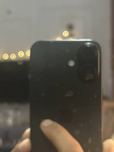 Apple iPhone 16