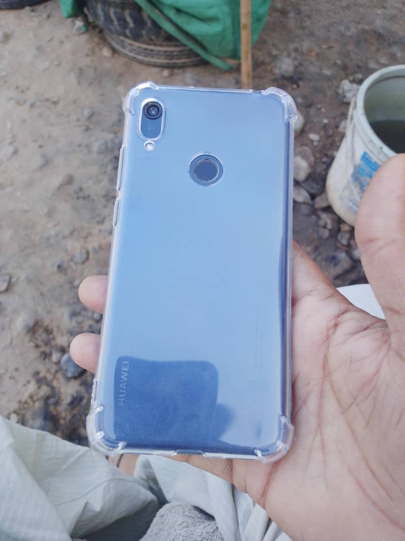 Huawei Y6s 3