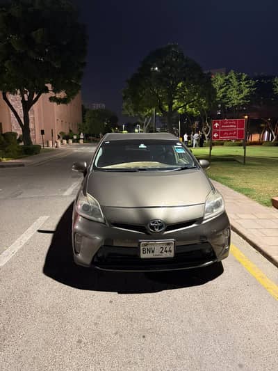 Toyota Prius 2015
