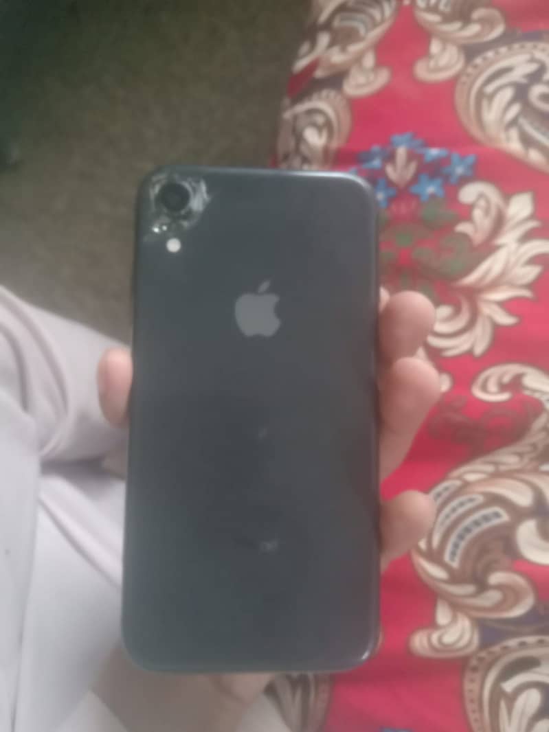 Apple iPhone XR 3