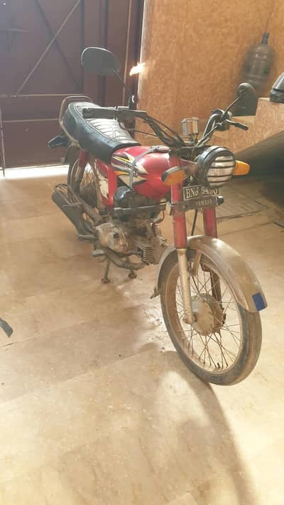 yamha 100 Yd 2008 classic  bike For sale 50000RS 03272579268