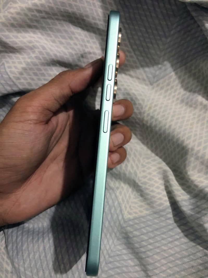 Tecno Spark 40 Pro 2