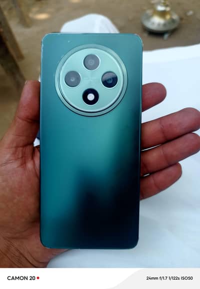 OPPO Reno12 F
