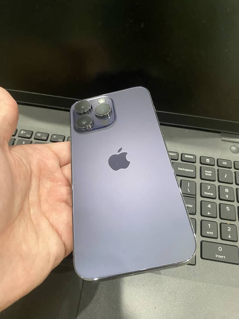 Apple iPhone 14 Pro Max 0