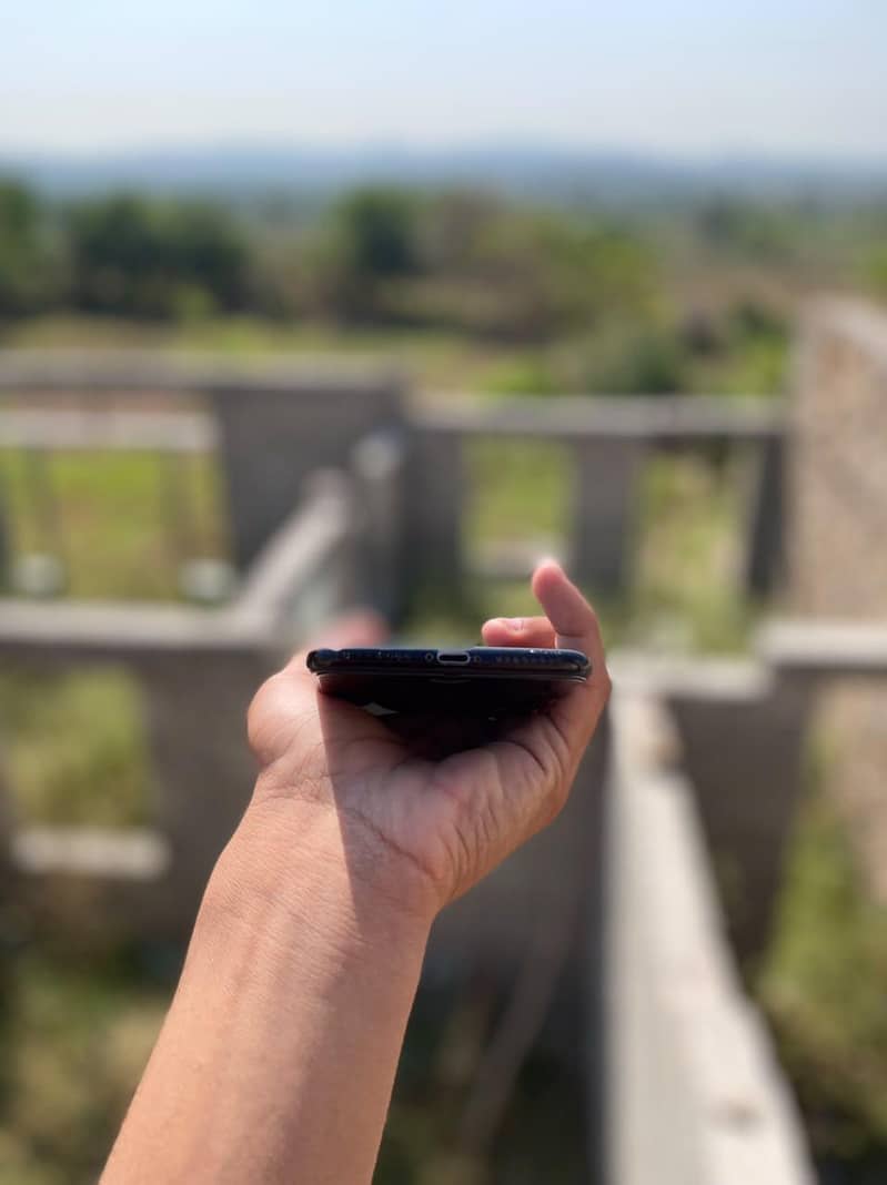 Apple iPhone 7 Plus 3