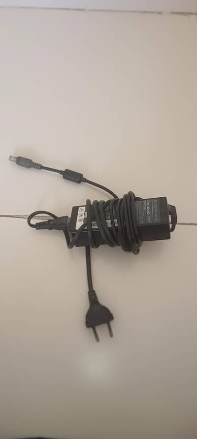 Lenovo Thinkpad i3 4GB RAM windows 10 - Faulty - Urgent sale