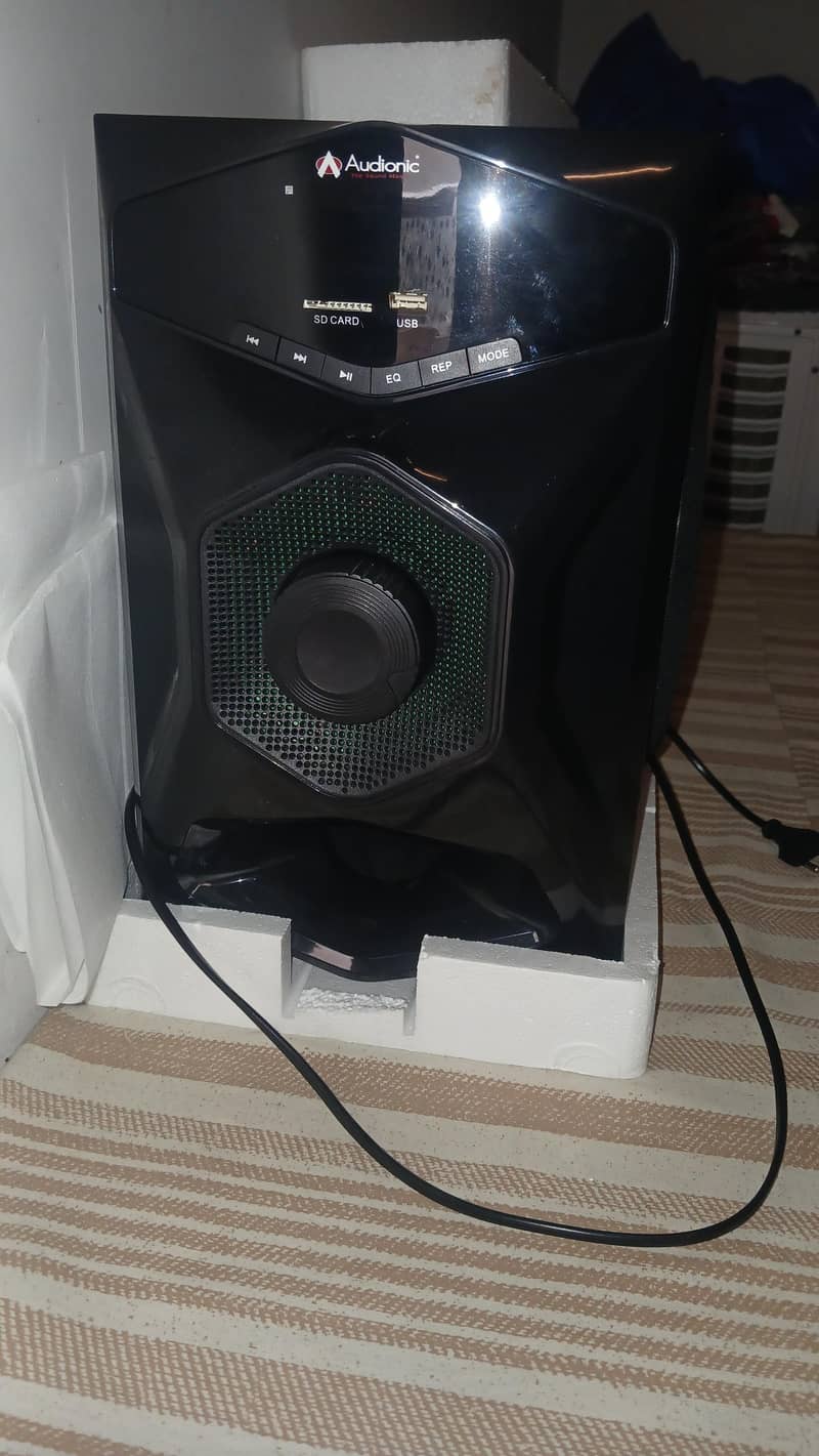 Audionic pace 8 2