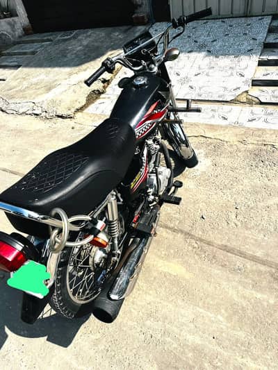 Honda 125 2023 model black