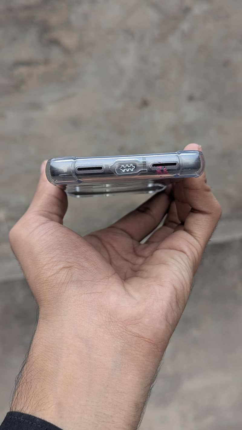 Google Pixel 8 6