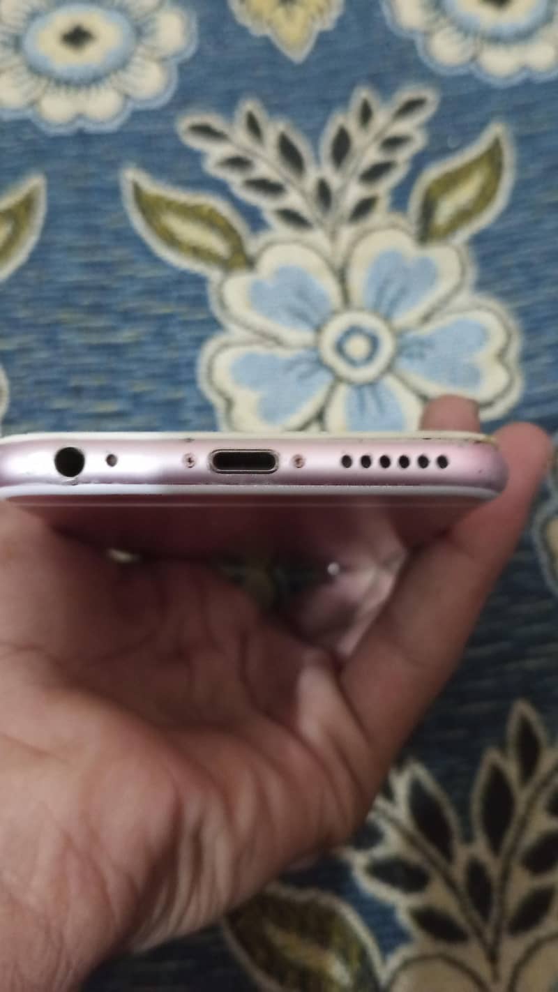 Apple iPhone 6S 4